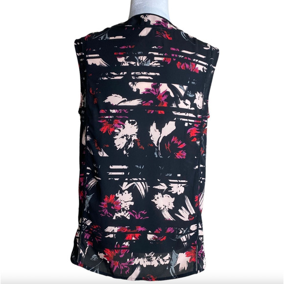 Halogen Floral‎ Lightweight V-Neck Professional Blouse Sleeveless Flattering - Picture 6 of 16